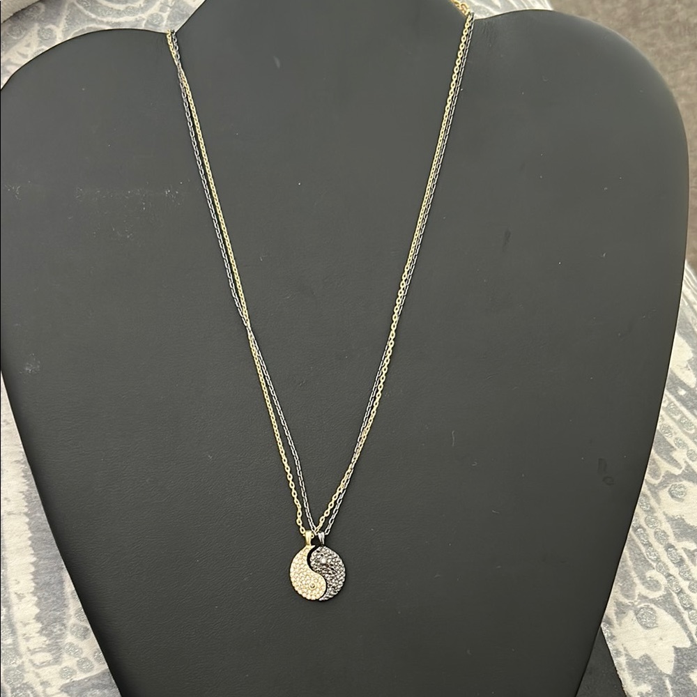 Lucky Brand Yin Yang best friend Necklace